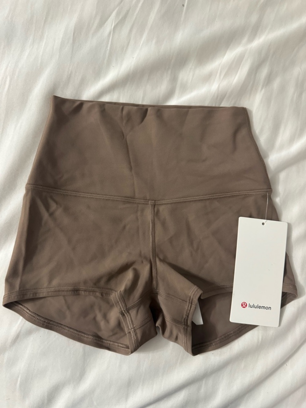 Lululemon Align High Rise short 2"